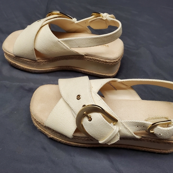Sonoma Cream Canvas Wedge Sandals Gold Buckle Slingback Neutral Summer Women’s - Picture 3 of 3